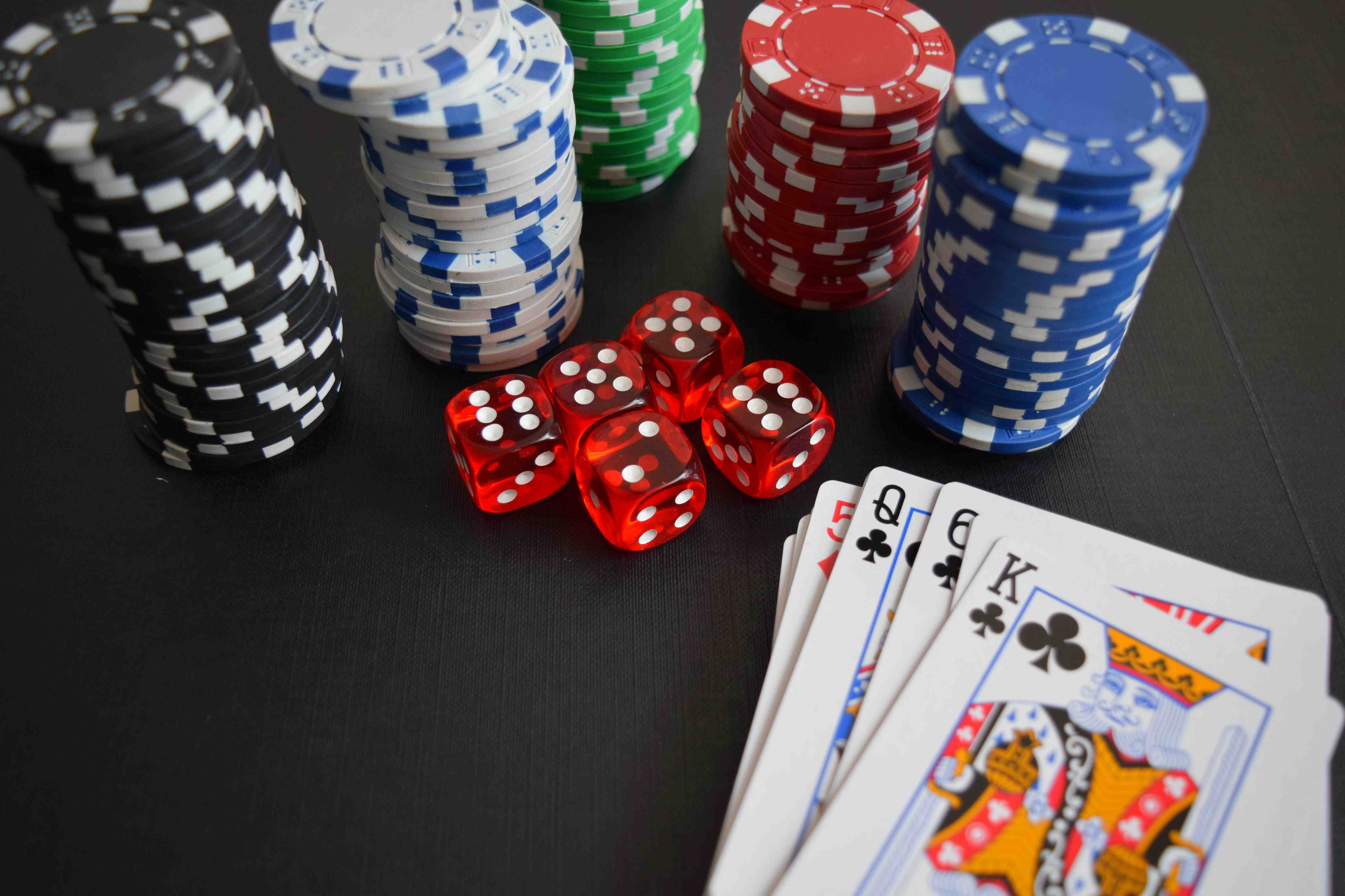 tuti99 kasino live baccarat dealer profesional streaming HD